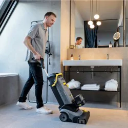 Zestaw Karcher BR 30/4 C Bp Pack + Akumulator Battery Power + 36 V / 7.5Ah