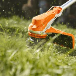 Zestaw Stihl FSA 60 R + Żyłka tnąca + Czapka Stihl