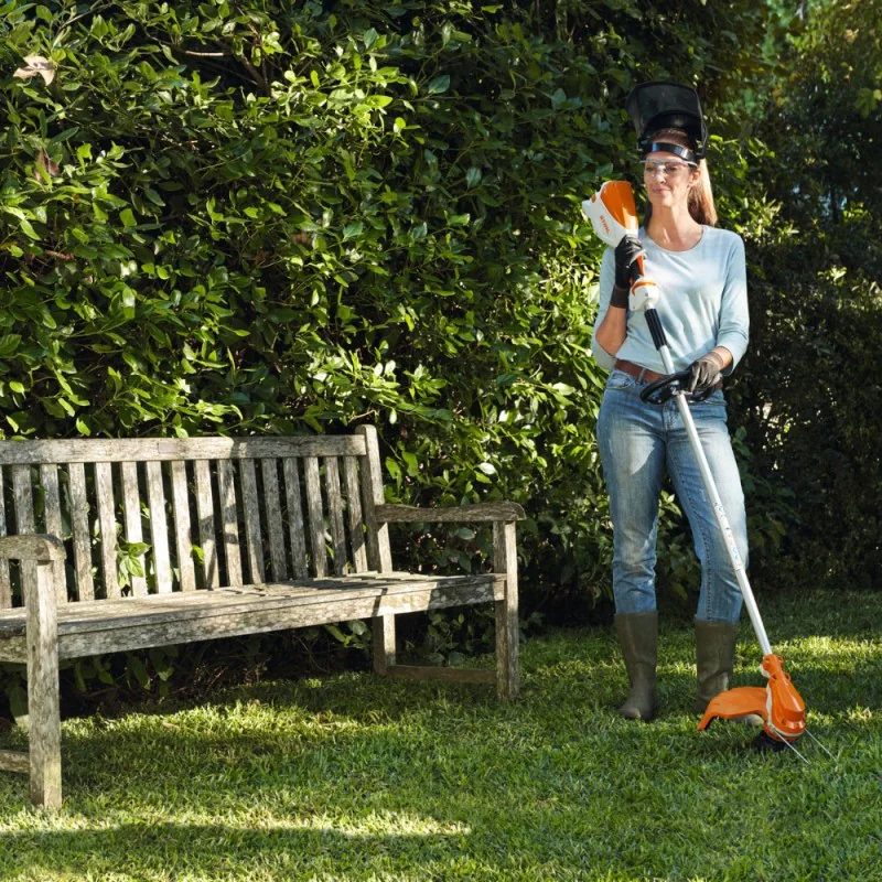 Zestaw Kosa Akumulatorowa Stihl FSA 60 R + Żyłka tnąca + Czapka Stihl Zestaw Kosa Akumulatorowa Stihl FSA 60 R + Żyłka tnąca + Czapka Stihl