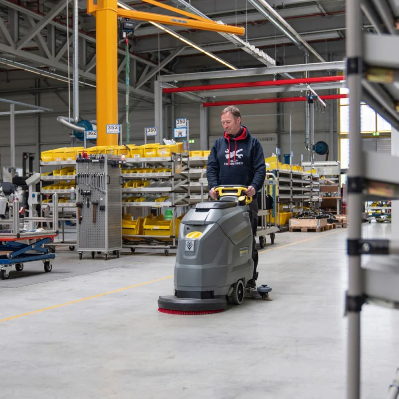 Zestaw Karcher BD 50/50 C Classic Bp Pack 80Ah Li+FC + Płyn do posadzek