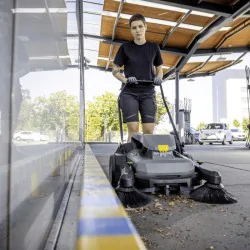 Zestaw Karcher KM 70/25 C BP 2SB + 2x Akumulator 7.5 Ah 36 V + Szybka ładowarka
