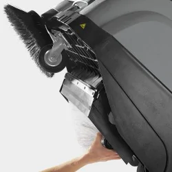 Zestaw Karcher KM 75/40 W Bp Pack + Szczotka walcowa