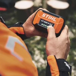 Stihl MSA 300 C-O Pilarka akumulatorowa (2.50 kW, 40 cm, 0.325") - MA022000034