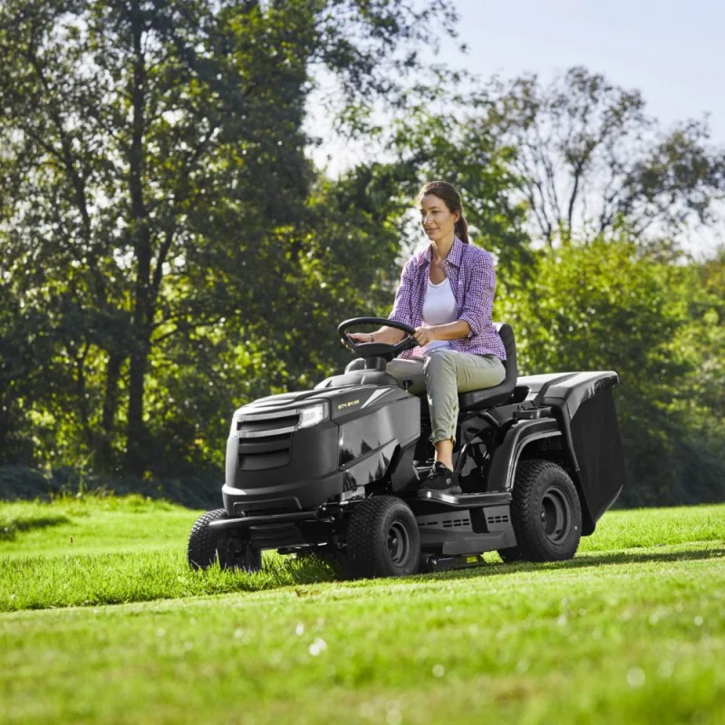 Alpina AT4 84 HA Traktor ogrodowy spalinowy (6.3 kW, 3000 m², Automat) - 2T2100404/A22