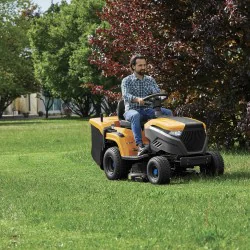 Zestaw Stiga Estate 584e + Wertykulator i Aerator + Hak