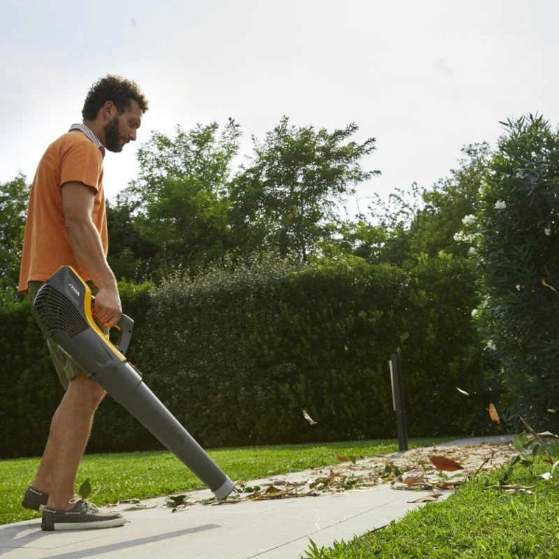 Stiga BL 500e Dmuchawa do liści akumulatorowa (0.65 kW, 55 m/s, 48 V) - 278500008/ST3 Stiga BL 500e Dmuchawa do liści akumulatorowa (0.65 kW, 55 m/s, 48 V) - 278500008/ST3