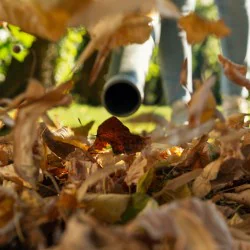 Zestaw Stiga BL 500e + Akumulator 2 Ah + Szybka Ładowarka