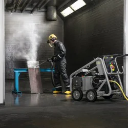 Karcher HD 9/100-4 M Cage Classic Profesjonalna myjka ultrawysokociśnieniowa (1000 bar, 900 l/h) - 1.812-000.0