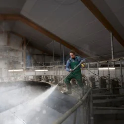 Karcher HDS 5/15 UX Profesjonalna myjka z podgrzewaniem wody (150 bar, 450 l/h, 80°C) - 1.064-913.0