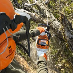 Stihl MSA 220 C-B Pilarka akumulatorowa (1.70 kW, 35 cm, 3/8" P) - MA032000022