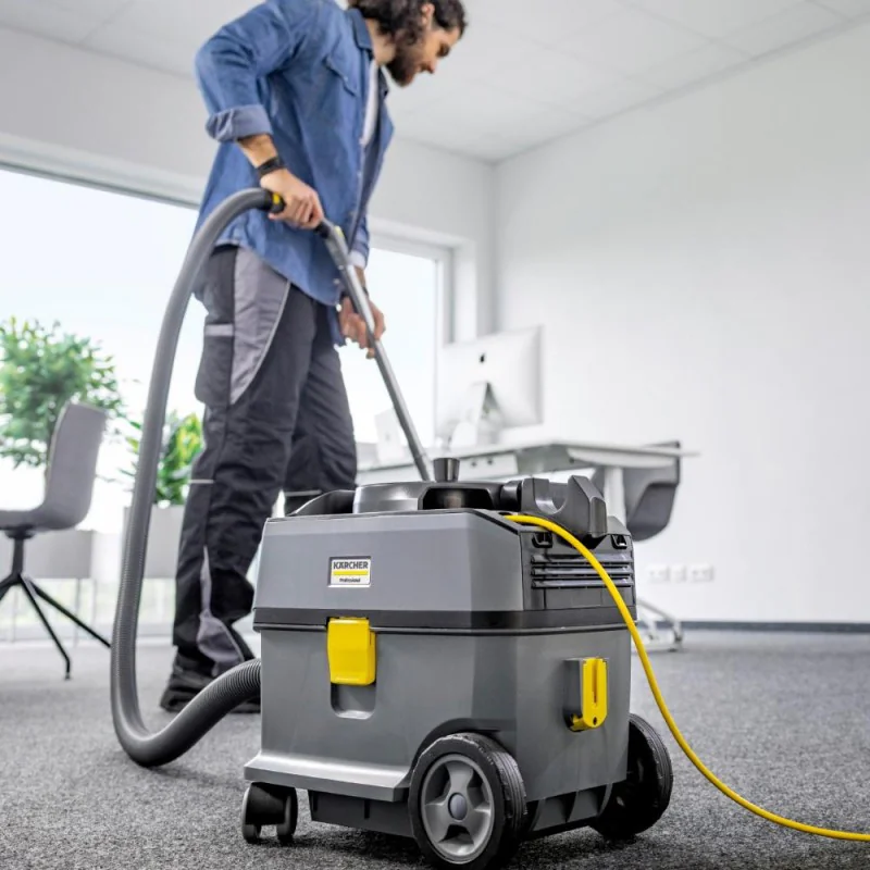 Karcher T 10/1 Profesjonalny odkurzacz do pracy na sucho (585 W, 10 l) - 1.527-300.0