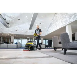 Karcher BD 38/12 C Bp Pack Facelift Szorowarka w zestawie z akumulatorem Li-Ion i prostownikiem - 1.783-473.0