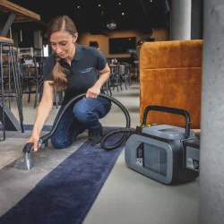 Karcher Puzzi 2/1 Bp Akumulatorowy Odkurzacz piorący (350 W, 160 mbar, 1.7 l) - 1.101-750.0