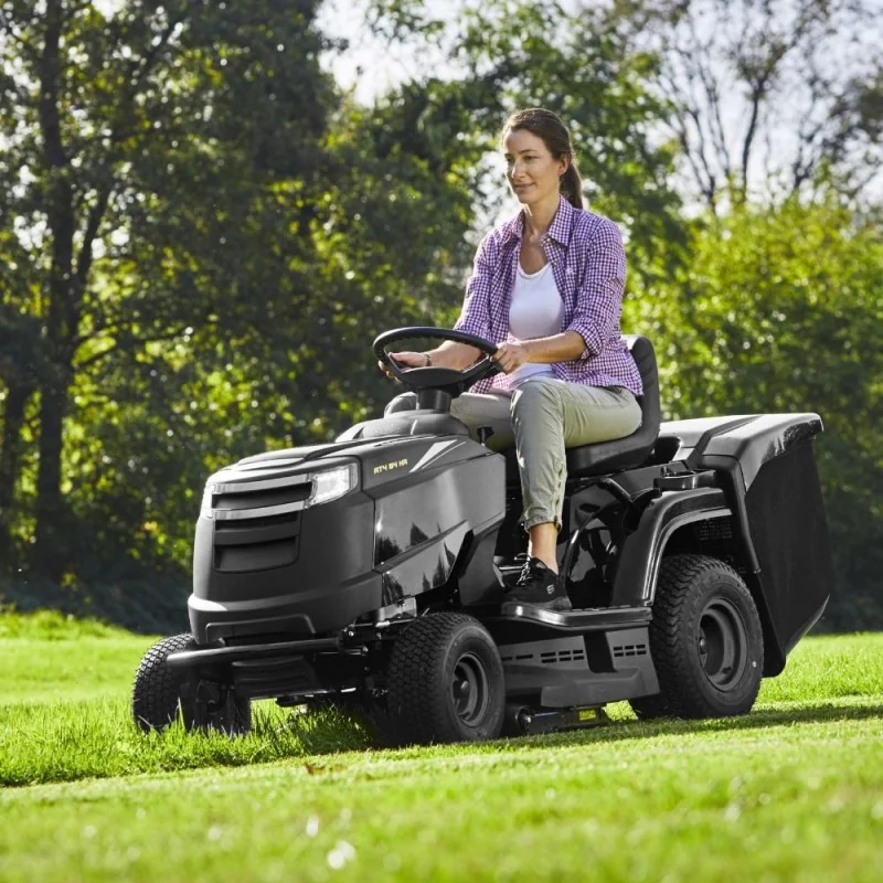 Alpina AT4 84 A Traktor ogrodowy spalinowy (5.8 kW, 3000 m², Manual) - 2T2000404/A22