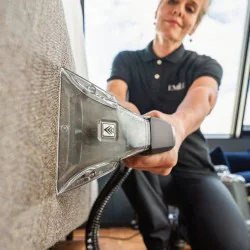 Karcher Puzzi 8/1 Re!Plast Go!Further 1.100-249.0 (1200 W, 8 l, 2.5 m) - Profesjonalny odkurzacz piorący