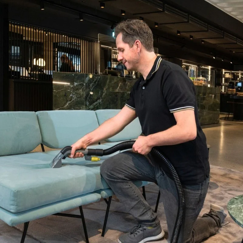 Karcher Puzzi 8/1 Re!Plast Go!Further 1.100-249.0 (1200 W, 8 l, 2.5 m) - Profesjonalny odkurzacz piorący