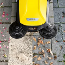 Karcher S 4 Twin 2in1 Zamiatarka ręczna do kostki, piasku, liści (2400 m²/h, 680 mm, 20 l) - 1.766-365.0
