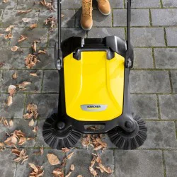Karcher S 4 Twin 2in1 Zamiatarka ręczna do kostki, piasku, liści (2400 m²/h, 680 mm, 20 l) - 1.766-365.0