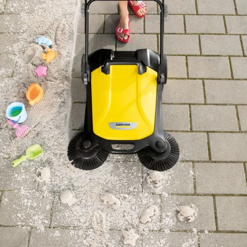 Karcher S 4 Twin 2in1 Zamiatarka ręczna do kostki, piasku, liści (2400 m²/h, 680 mm, 20 l) - 1.766-365.0