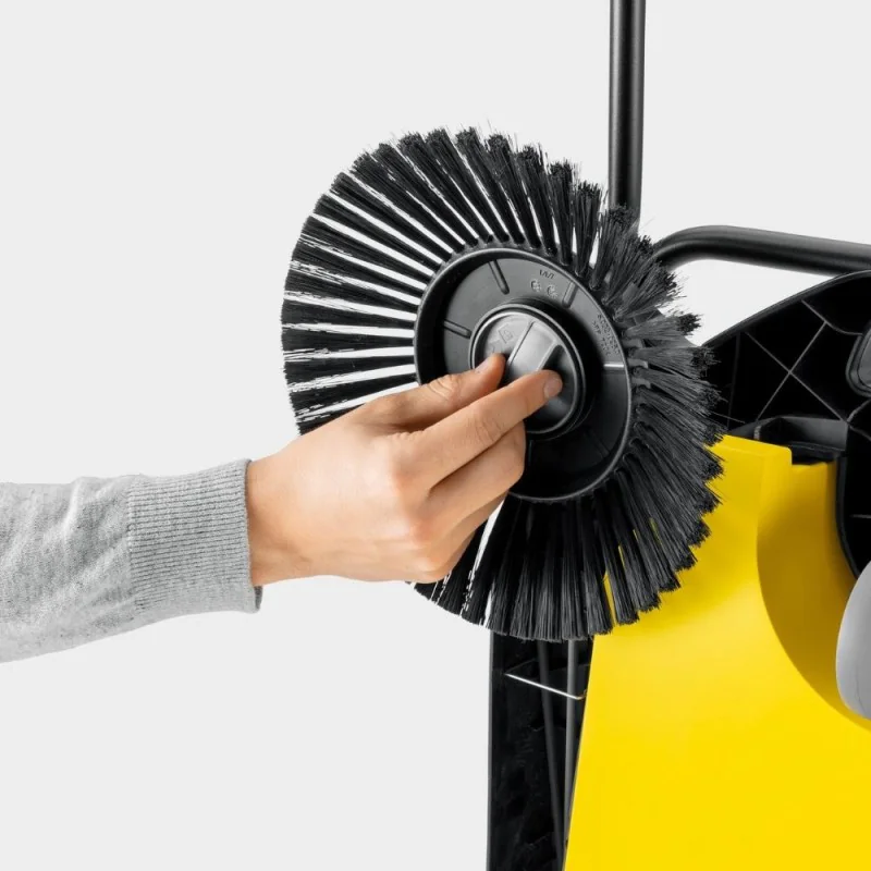 Karcher S 4 Twin 2in1 Zamiatarka ręczna do kostki, piasku, liści (2400 m²/h, 680 mm, 20 l) - 1.766-365.0