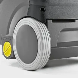 Karcher Puzzi 30/4 E Odkurzacz piorący z podgrzewaniem wody (1200 W, 75 m²/h, 254 mbar, 30 l) - 1.101-122.0