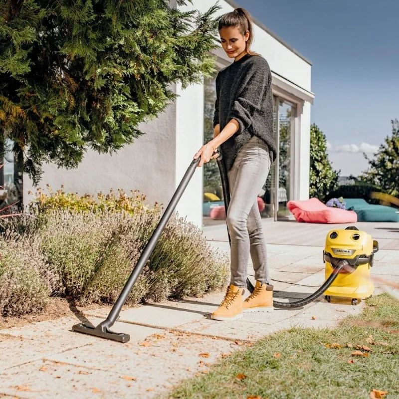 Zestaw Karcher WD 4 V-20/5/22 + Akcesoria do odkurzania samochodów