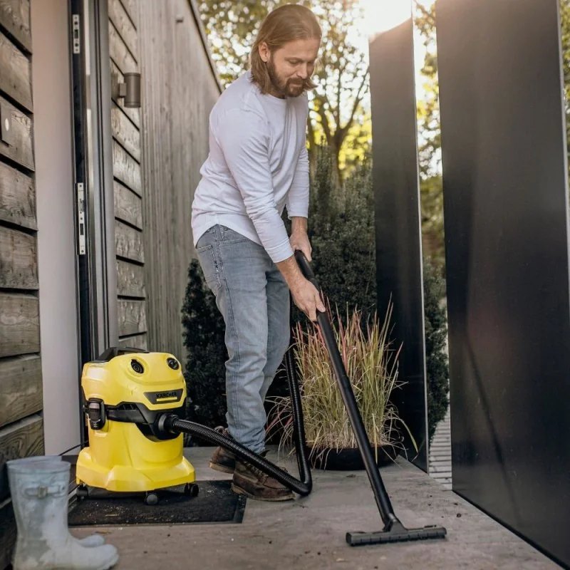 Zestaw Karcher WD 4 V-20/5/22 + Akcesoria do odkurzania samochodów Zestaw Karcher WD 4 V-20/5/22 + Akcesoria do odkurzania samochodów