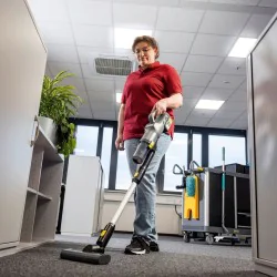 Zestaw Karcher LVS 1/2 Bp + Akumulator 5 Ah + Szybka ładowarka