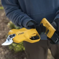 STIGA SP 100e Zestaw: Sekator + Pilarka + Akumulator + Ładowarka (20 V) 257122001/ST1