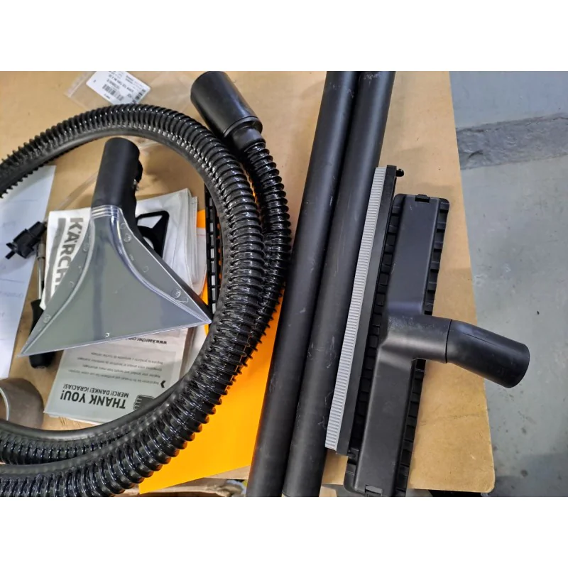 Odkurzacz Piorący Karcher SE 4001 (1400W, 21kPa) OUTLET