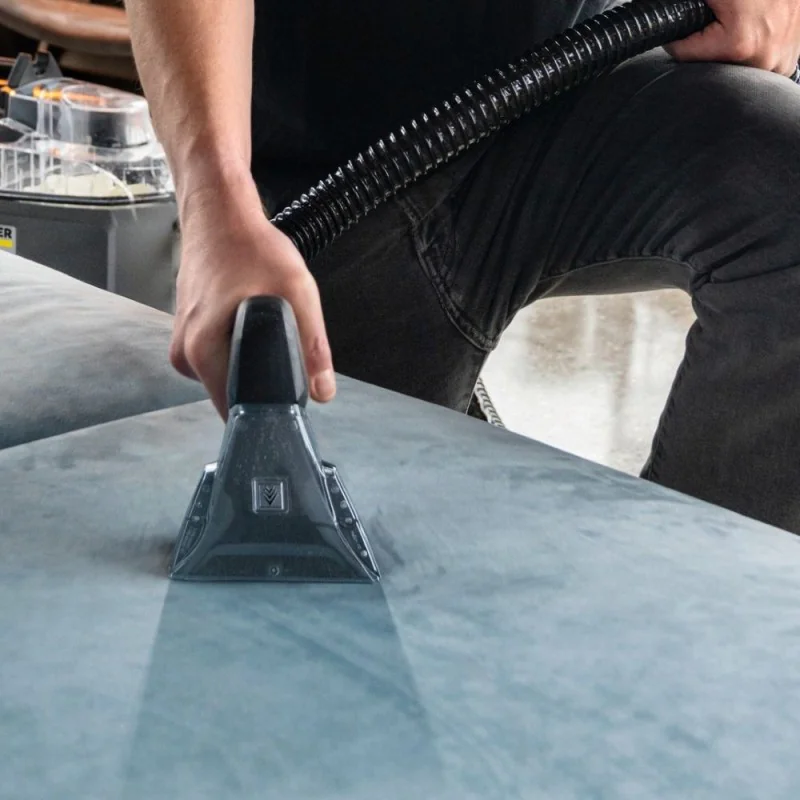 Zestaw Karcher Puzzi 8/1 Re!Plast + Dysza podłogowa