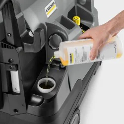 Zestaw Karcher HDS 8/18-4 CXA + Lanca pianowa + Piana alkaliczna RM 838
