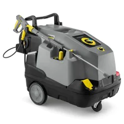 Zestaw Karcher HDS 8/18-4 CXA + Lanca pianowa + Piana alkaliczna RM 838