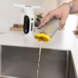 Zestaw Karcher WV 2 Universal Precision + Środek do czyszczenia RM 500 - 500 ml
