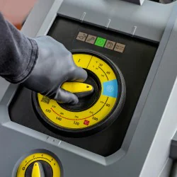 Karcher HDS 6/15 CXA Profesjonalna myjka z podgrzewaniem wody (200 bar, 560 l/h, 80°C) - 1.169-921.0 Karcher HDS 6/15 CXA Profesjonalna myjka z podgrzewaniem wody (200 bar, 560 l/h, 80°C) - 1.169-921.0