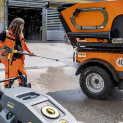 Karcher HDS 9/17-4 C Profesjonalna myjka z podgrzewaniem wody (170 bar, 900 l/h, 155°C) - 1.174-922.0