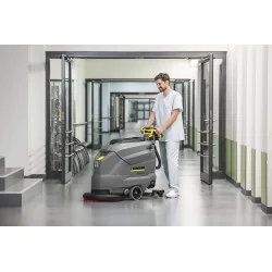 Zestaw Karcher BD 50/50 C Bp Classic + Talerz napędowy do padów + Duży pakiet padów do każdego zadania
