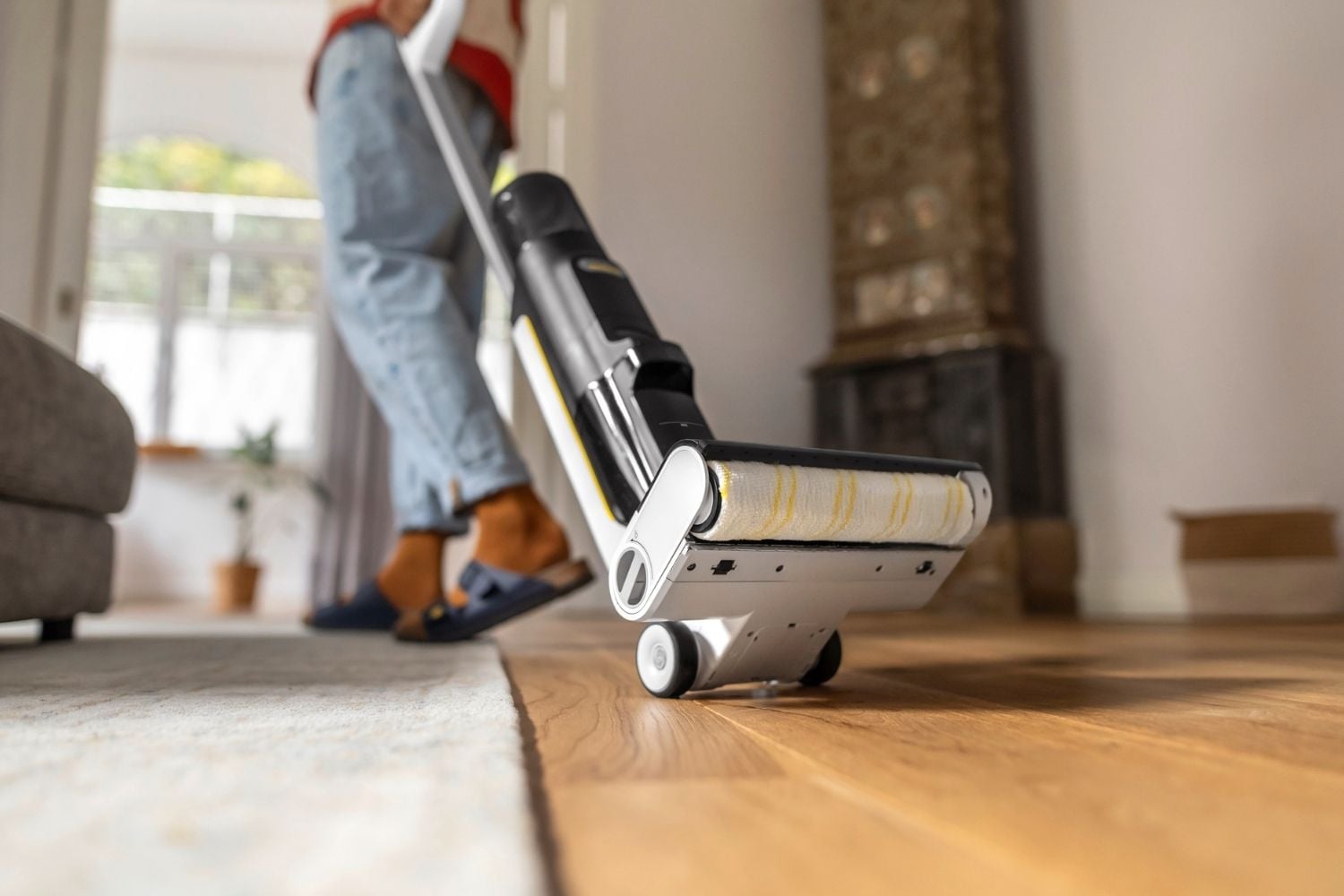 Tryb Advanced!Power w Kärcher FCV 3 1.056-122.0 - praca na trudniejszych zabrudzeniach na płytkach