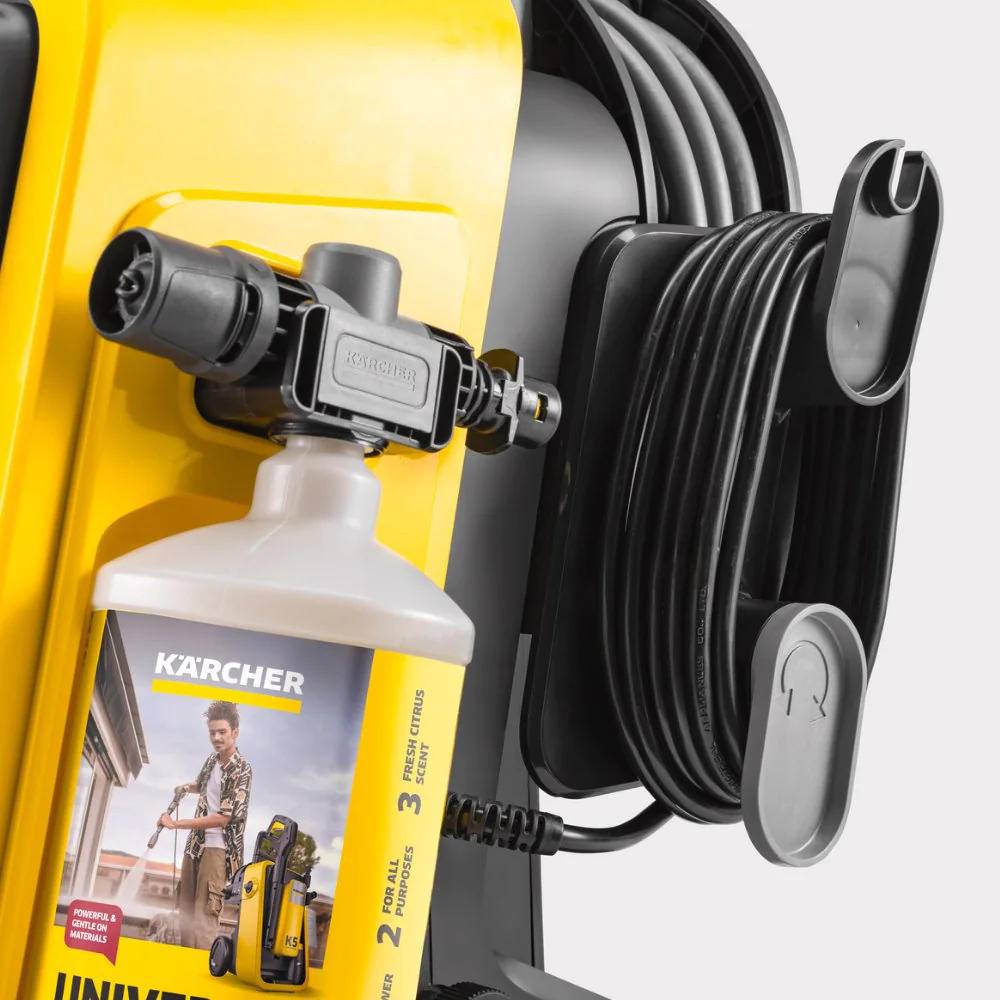 System dozowania chemii Plug 'n' Clean w urządzeniu Karcher