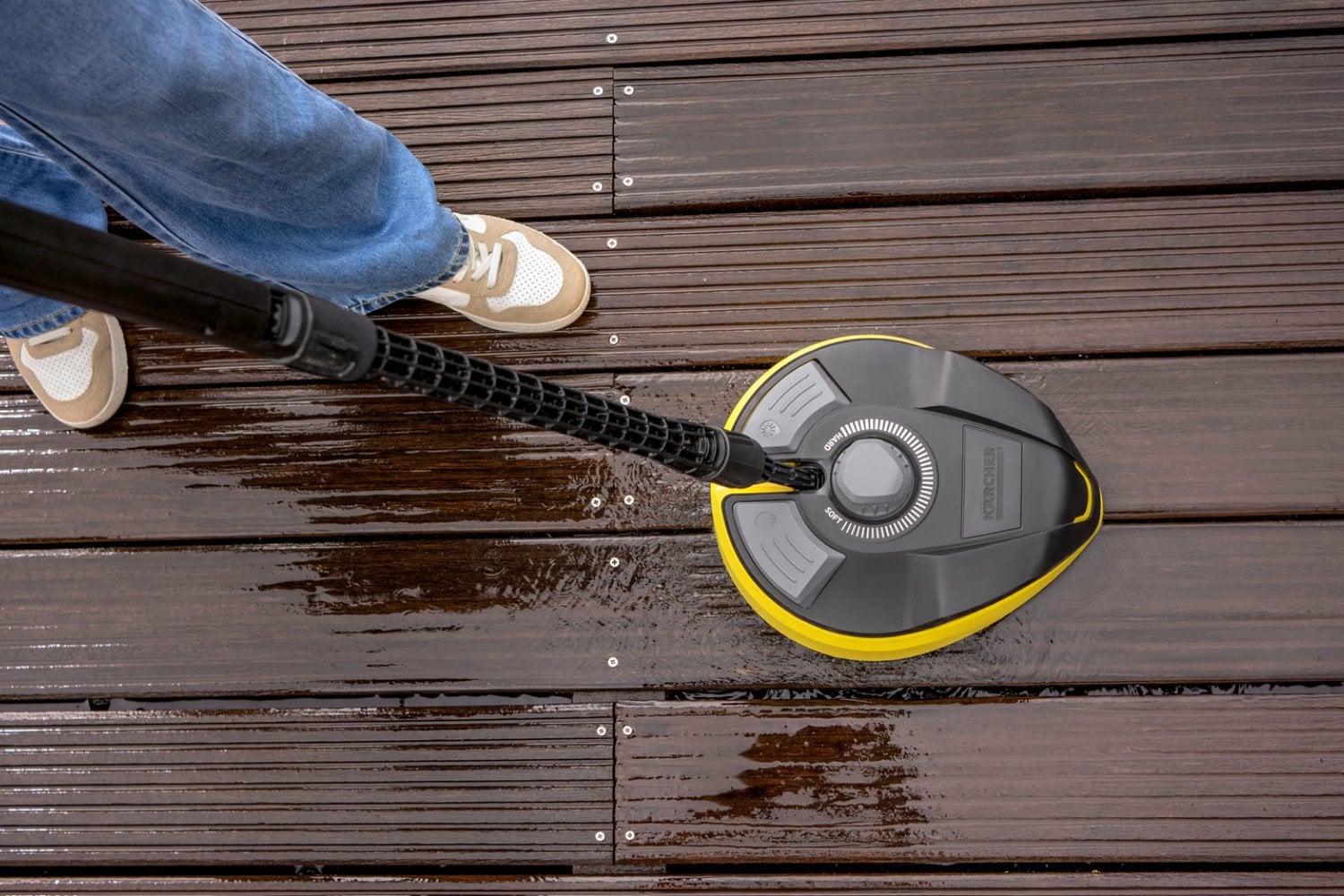 Mycie powierzchni przy pomocy T Racer