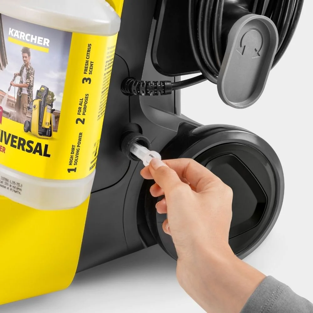 Zintegrowany uchwyt do przenoszenia myjki Karcher K 5 Comfort Premium Garden
