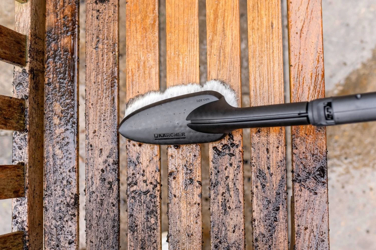 Szczotka do delikatnego czyszczenia powierzchni w zestawie Karcher K 5 Comfort Premium Garden