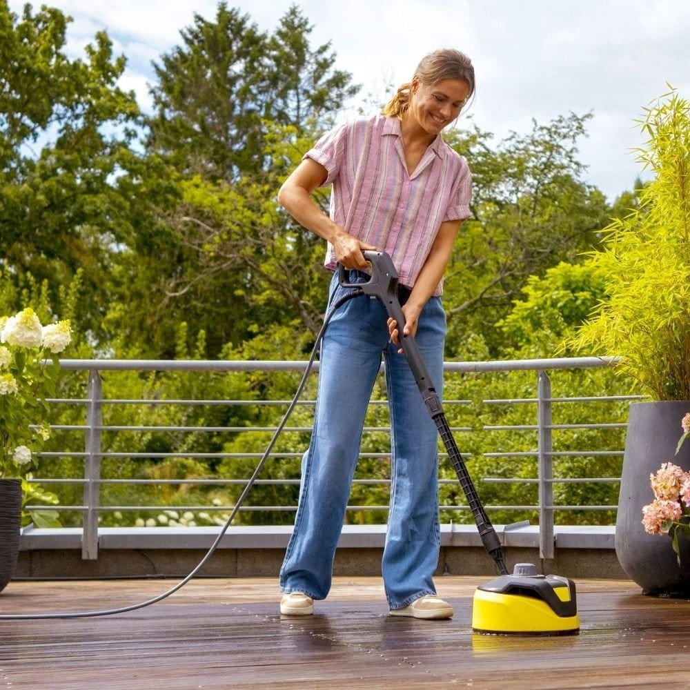 Mycie samochodu myjką ciśnieniową Karcher K 5 Comfort Premium