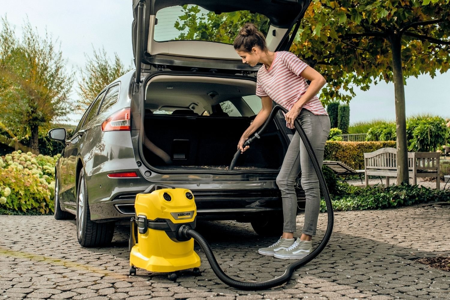 Zastosowania odkurzacza warsztatowego Karcher WD 4 V-20/5/22 1.628-209.0