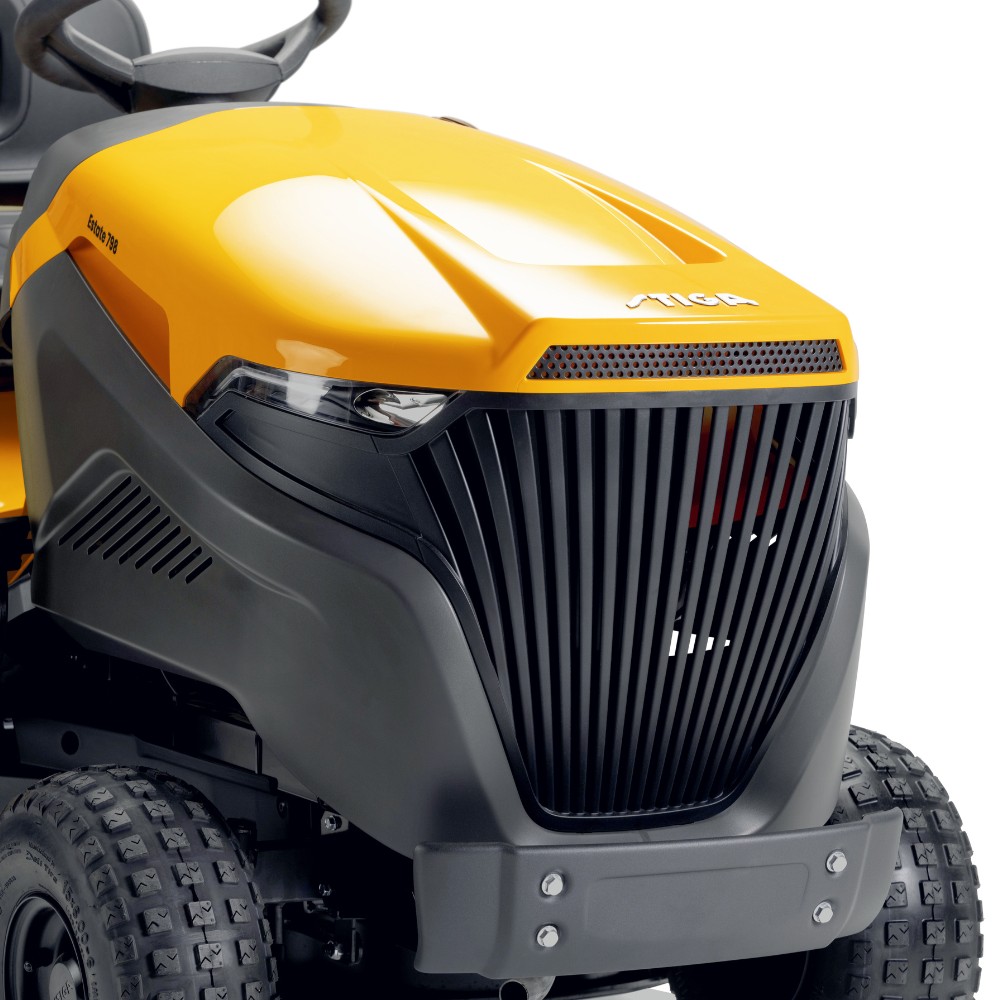 Wydajny traktor spalinowy STIGA 2T0830481/ST1 o mocy 8,2 kW