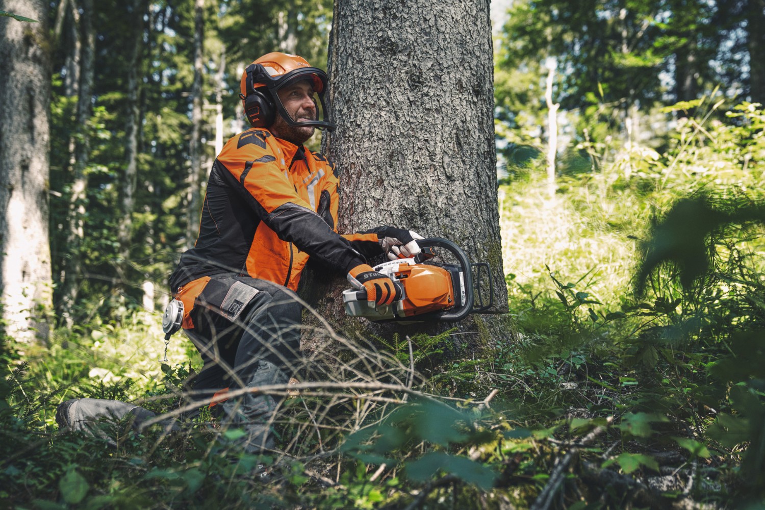 Pilarka spalinowa Stihl MS 261 CM 11412000647 - 3 kW, 4,1 KM, 40 cm, 0.325”, RS Pro, 1,3 L04