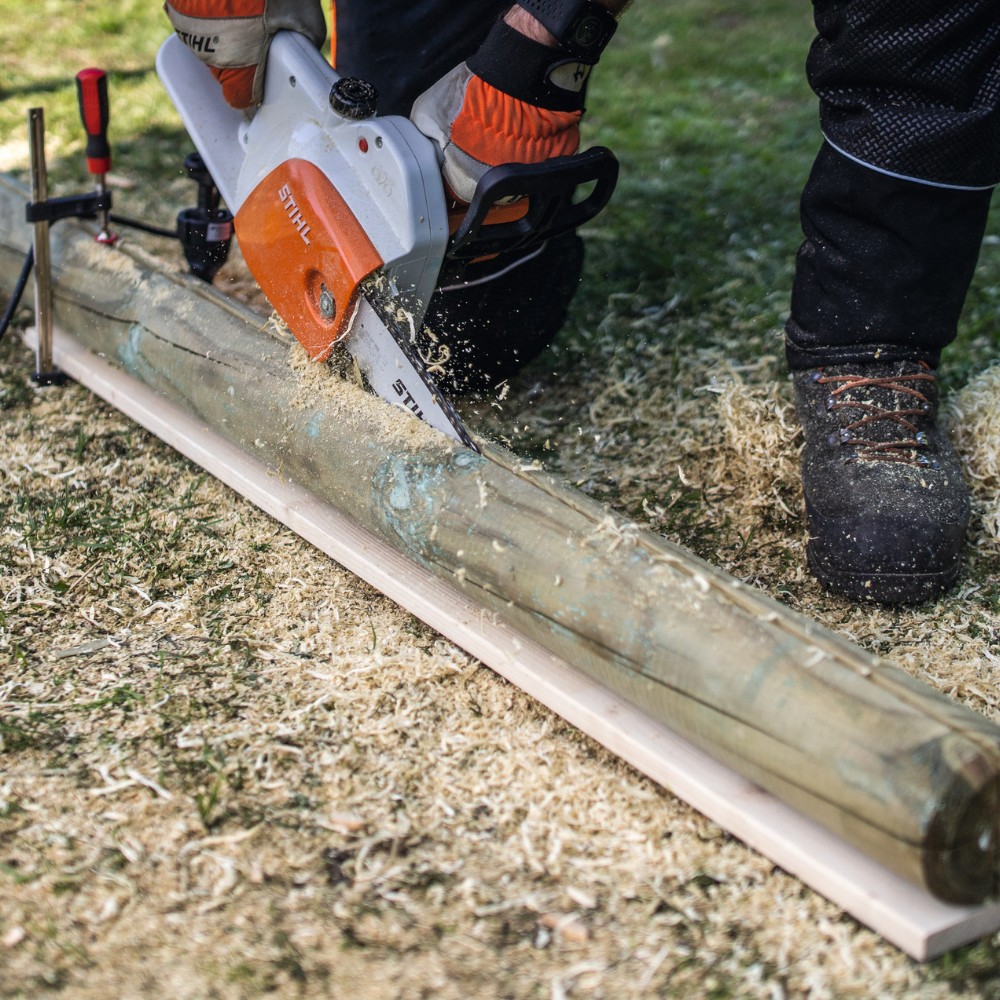 Pilarka elektryczna Stihl MSE 141 C-Q 12082000332 - 1,4 kW, 35 cm, 3/8
