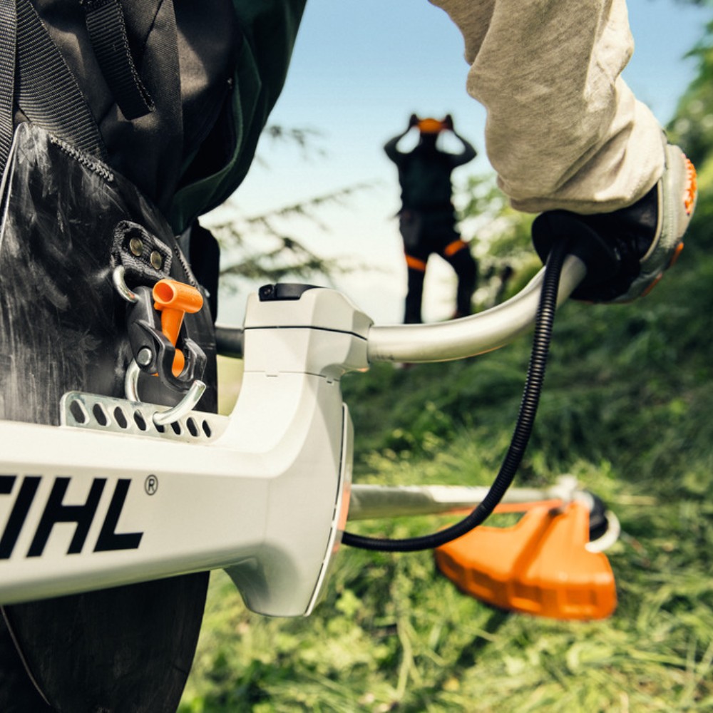 Kosa spalinowa Stihl FS 461 C-EM z głowicą AutoCut 46-2 41472000636 - 2,2 kW, 3 KM, 52 cm