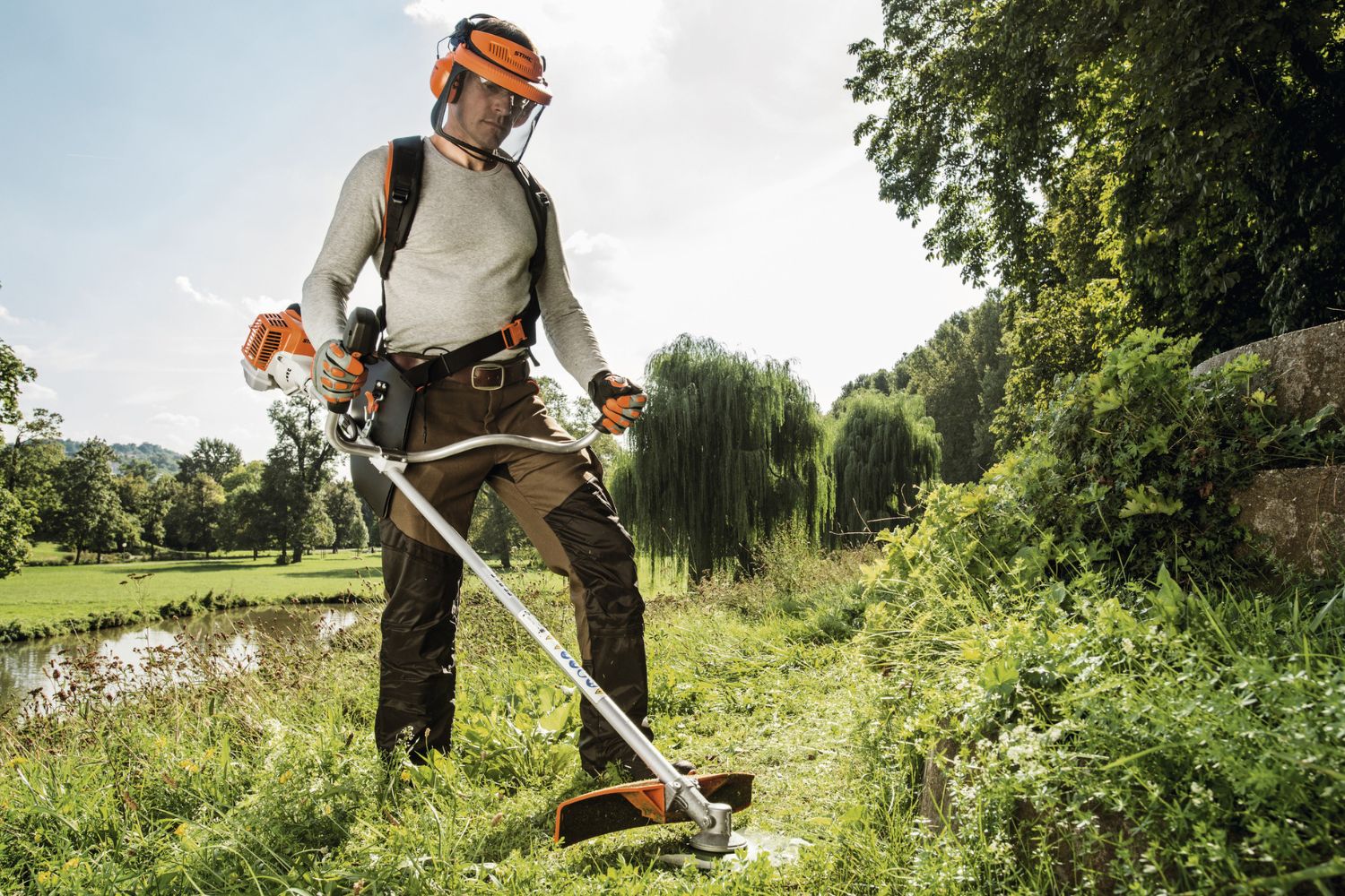 Kosa spalinowa Stihl FS 94 C-E z głowicą AutoCut C 26-2 i ecospeed 41492000123 - 0,9 kW, 1,2 KM, 42 cm