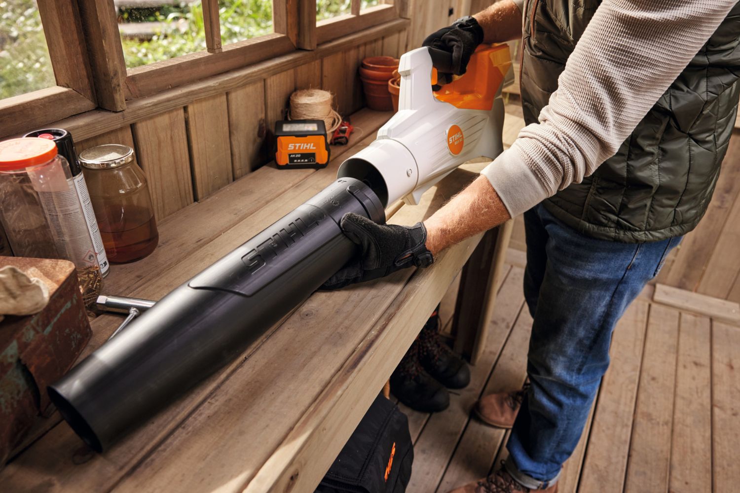 Dmuchawa do liści akumulatorowa Stihl BGA 50 (Zestaw AK 20 + AL 101) BA050115917 - 770 m³/h, 36 V